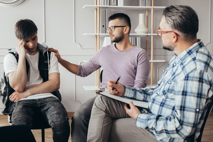 Luxury Men’s PHP Program in MA | Drug and Alcohol Rehab Center in Massachusetts | Refresh Recovery & Wellness